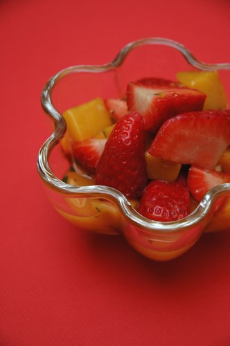 Dessert : Salade de fraises aux mangues