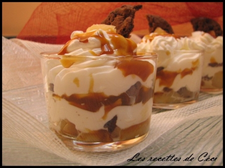 Dessert : Trifle poire et cookies, coulis caramel au beurre salé