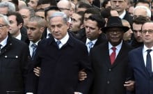 Bibi à Paris oui il a refusé oui il a finalement accepté