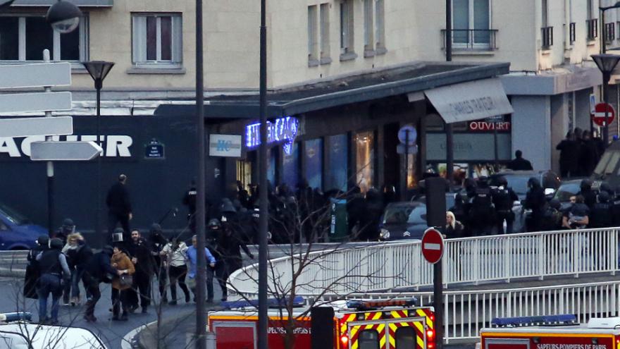 Réouverture de l'hyper cacher de Vincennes