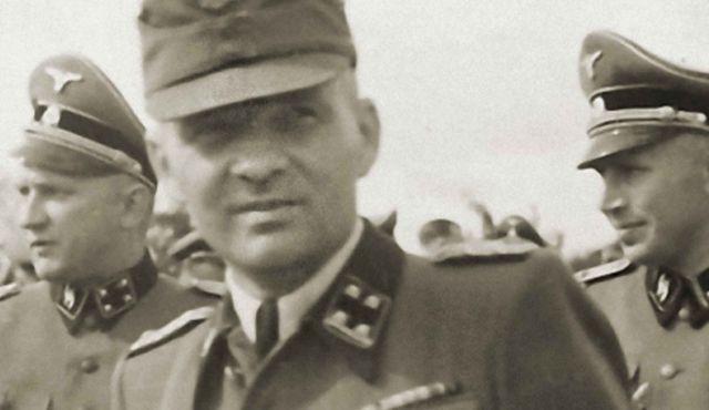 Rudolf Höss commandant du camp Auschwitz et soldat aux côtés des Turcs pendant le génocide arméniens
