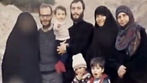 La famille Mughniyeh en 1987 à Téhéran, sans Mustafa. 