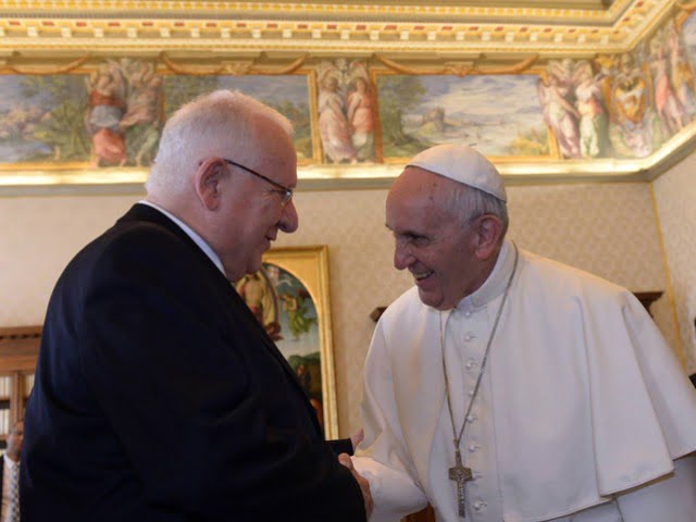 Le président Rivlin en visite au Vatican