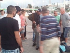 terroriste maiitrisé au sol