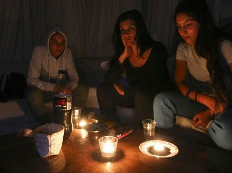 Israël : deuxième jour sans électricité pour 8000 foyers