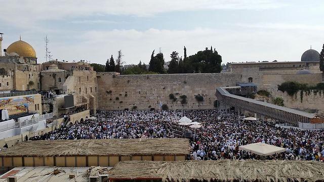 Dernière initiative de l’AP : faire classer par l’UNESCO le Kotel comme site sacré musulman