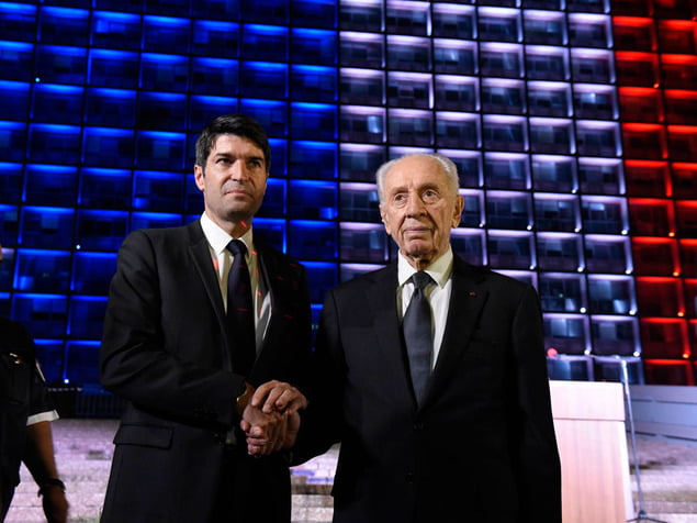 Rassemblement à Tel-Aviv en solidarité avec les attentats de Paris