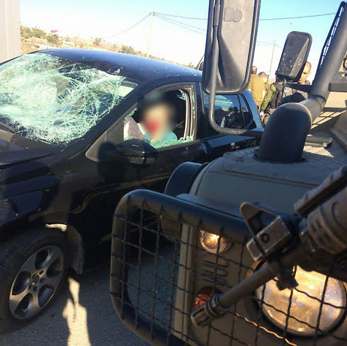 3 soldats blessés dans une attaque à la voiture bélier