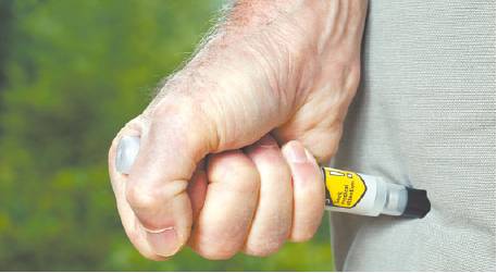Projet de loi : Un kit d’injection d’adrénaline injectable obligatoire dans tous les lieux publics