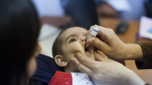 Vacciner les enfants contre la grippe porcine