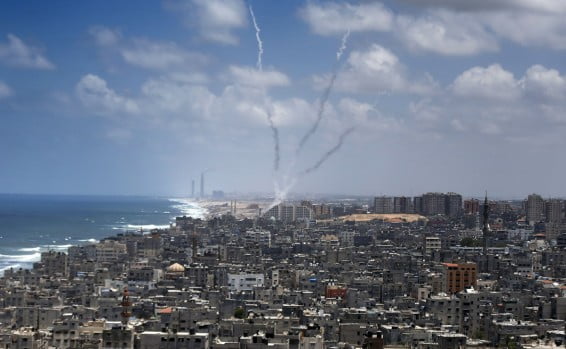 Deux palestiniens inculpés d’avoir fait passer à Gaza du matériel pour fabriquer des roquettes