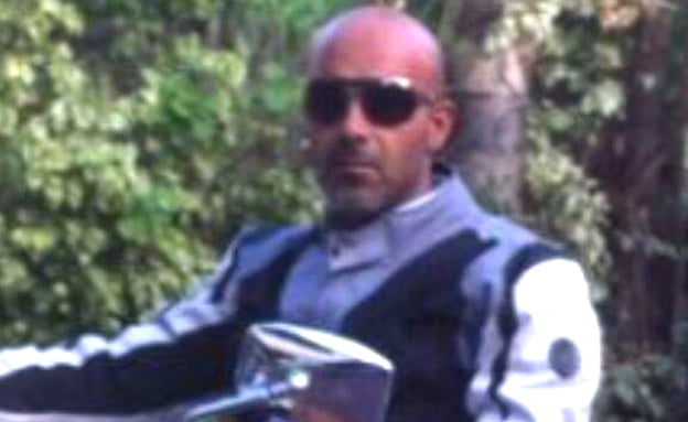 Une heure après l’attentat dans le pub, un autre meurtre se produit