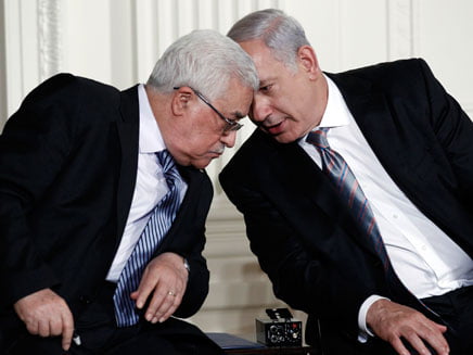La France essaie de faire que Netanyahou et Abbas se rencontrent lors d’une conférence régionale