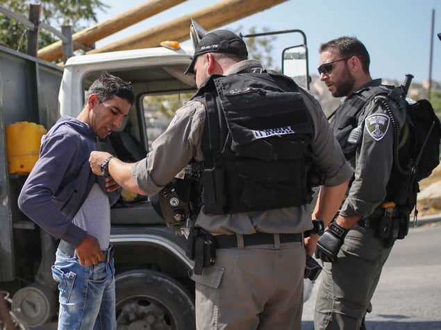 La Knesset approuve la nouvelle loi sur les fouilles au corps