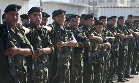Le Hamas exhorte les policiers palestiniens à mener d’autres attaques contre les Israéliens
