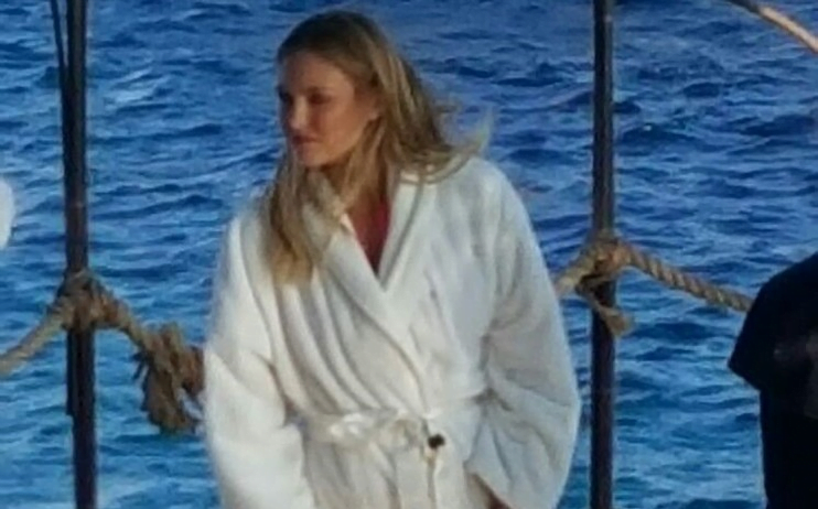 Exclusif: Premières photos de Bar Refaeli enceinte