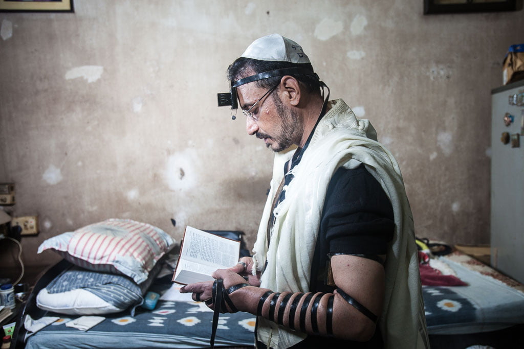 Ashok Sinha : Shalom Calcutta h
