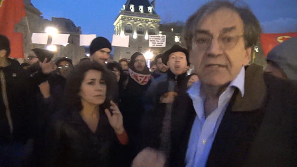 Alain Finkielkraut place de la République