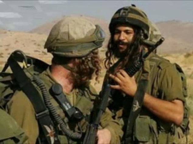 Consternant : une vidéo assimile intentionnellement les soldats ultra-orthodoxes à des soldats tombés pour la patrie