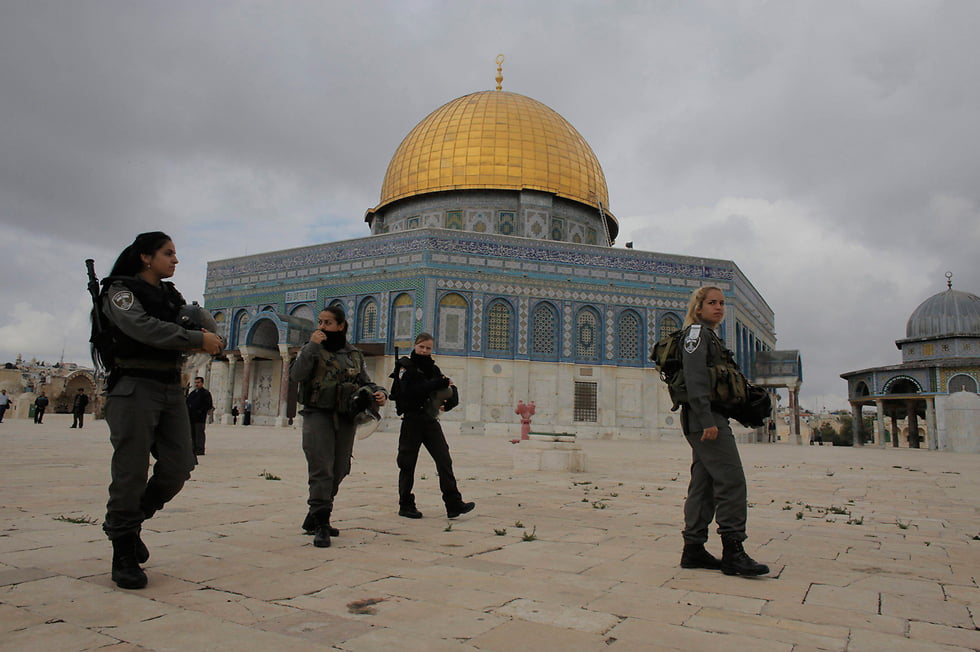 Les arabes israéliens entreprennent une marche vers le Mont du Temple pour Yom Atsmaout