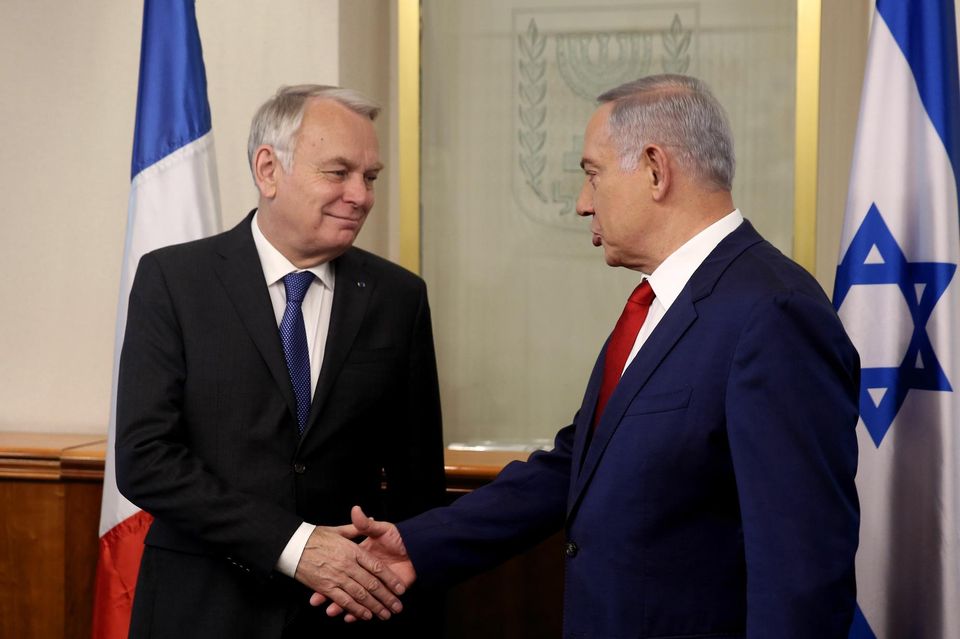 Le vote de l'UNESCO qui empoisonne la visite de Jean-Marc Ayrault en Israël