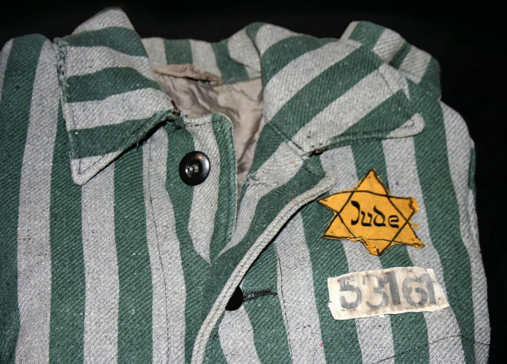 Prisonniers de guerre juifs  aux mains des nazis.  1940-1945