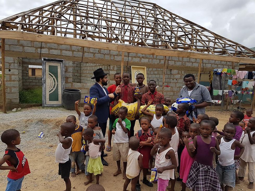 Chabad Nigéria, la lumière des enfants chrétiens et musulmans