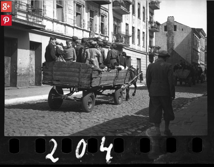 des enfants sont déportés vers le camp de concentration de Chelmno nad Nerem pour être tués.