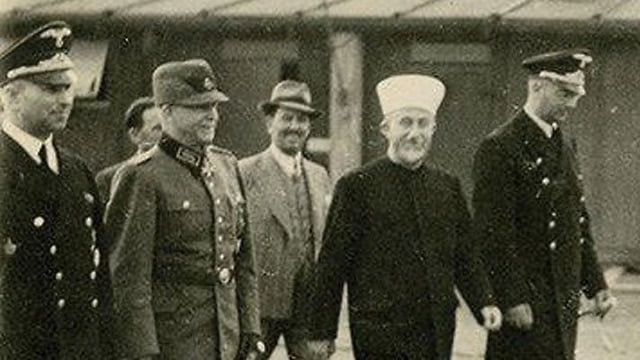 Le mufti de Jérusalem en visite en Allemagne dans un camp nazi 