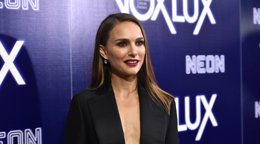 Natalie Portman Natalie Portman assiste à la première de "Vox Lux" de Neon à ArcLight Hollywood, le 5 décembre 2018.