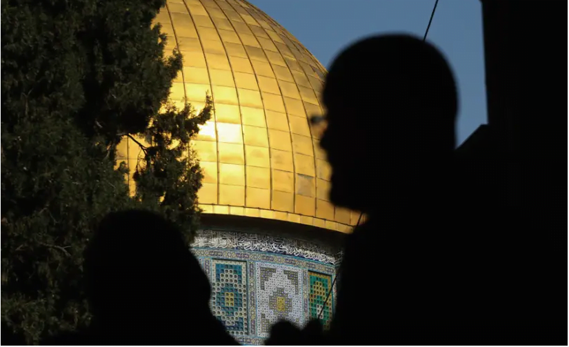 50 musulmans peuvent prier sur le mont du Temple, pourquoi pas 50 juifs?