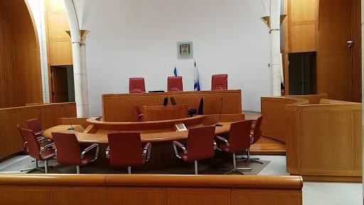 La Haute Cour Suprême d'Israël tente de nous dé-judaïser