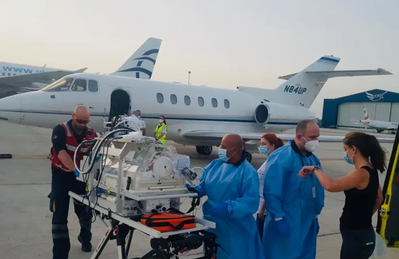 Un bébé syrien de dix jours arrive en Israël pour une opération (crédit photo: courtoisie)