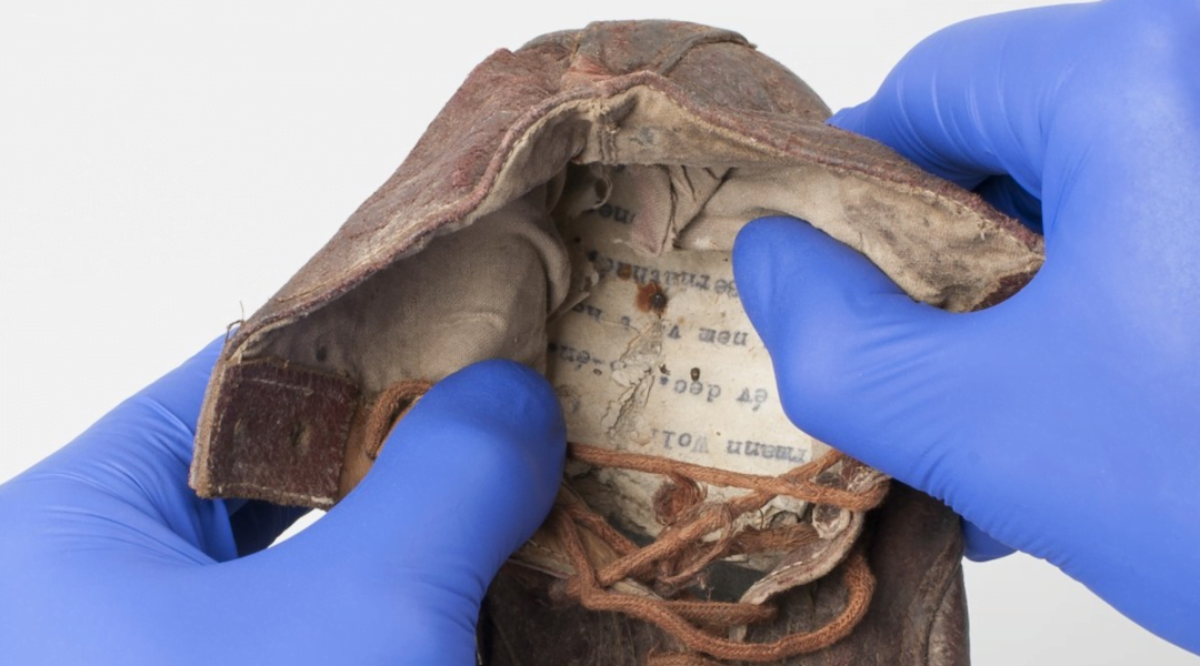L'un des documents trouvés dans les chaussures appartenant aux victimes du camp d'Auschwitz. (Musée d'État d'Auschwitz-Birkenau)
