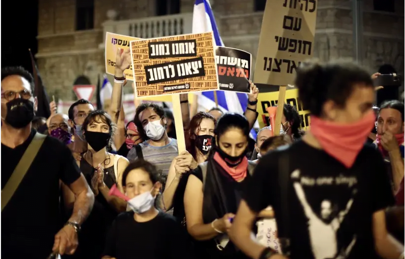 Des manifestants anti-Netanyahu bloquent l'aéroport avant le vol du Premier ministre vers les États-Unis