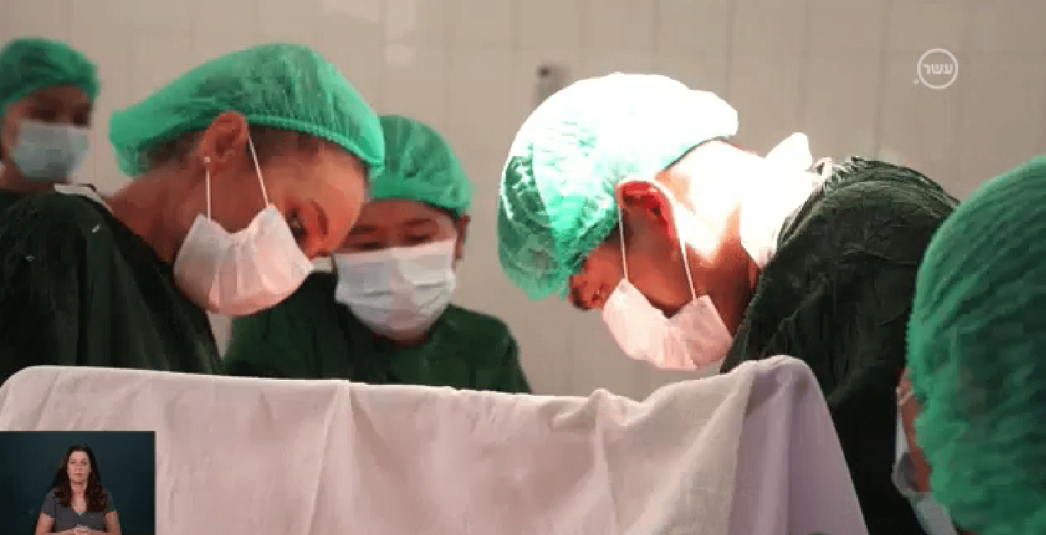 avortement raté, naissance d'un bébé malformé