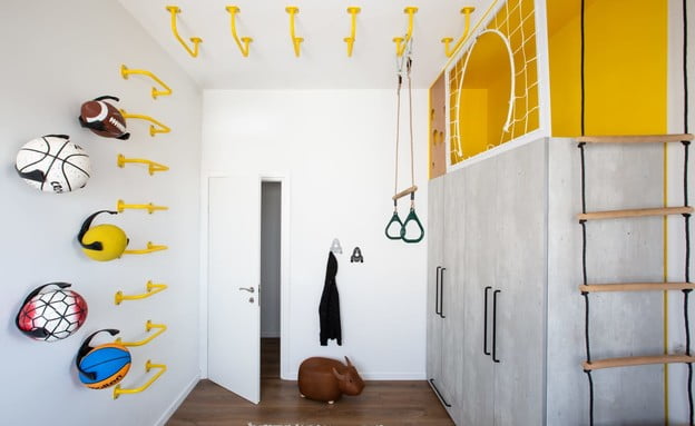 Chambre d'enfant en Israël aménagée en salle de sport