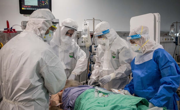es patients Corona en Israël ont subi le premier traitement expérimental du genre dans le monde