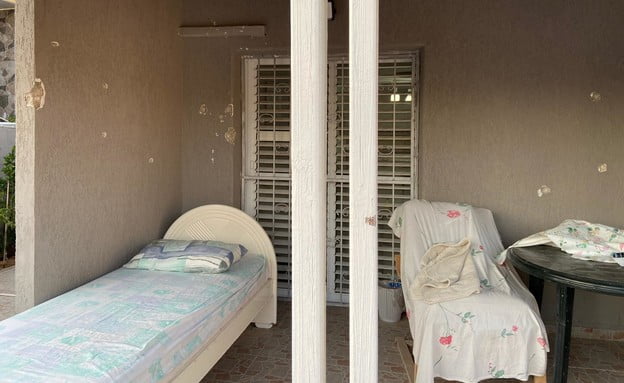 Far West à Be'er Sheva en Israël, 48 balles tirées sur la maison d'une femme âgée - vidéo -