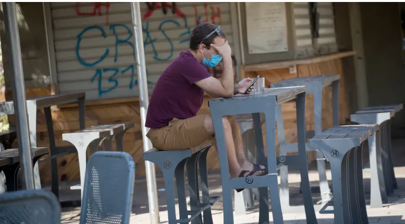 Un restaurant fermé à Tel Aviv lors d'un verrouillage national. 14 octobre 2020.