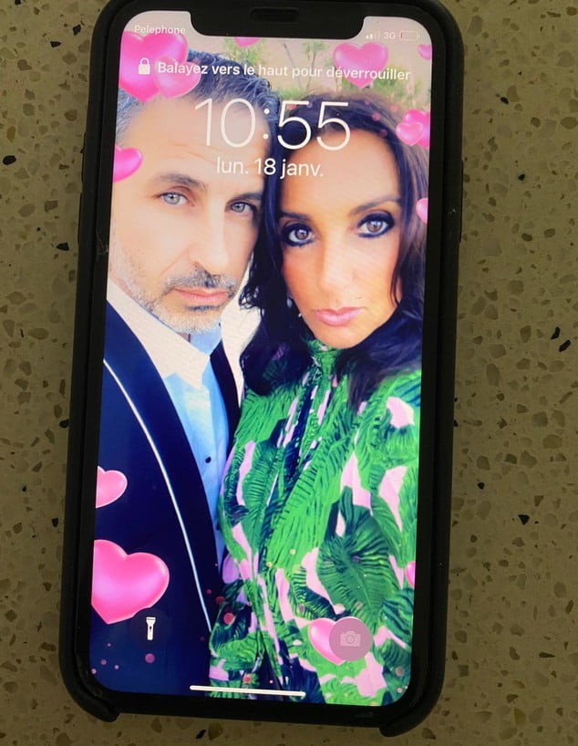 Comment une famille israélienne localise les propriétaires d'un Iphone perdu dans les dunes de Dubaï