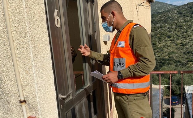 Coronavirus/vaccin : en Israël des soldats frappent aux portes pour convaincre les récalcitrants