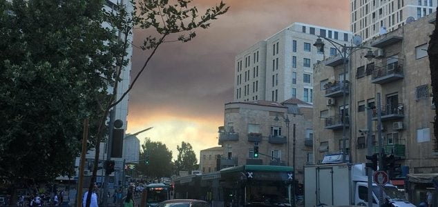 Grand incendie à Jérusalem capitale d'Israël - vidéo-