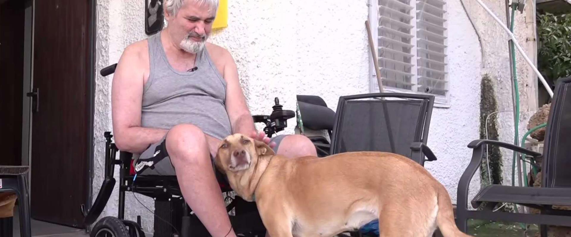 Israël : les policiers ne voient pas qu'il est handicapé, ils le traînent à terre