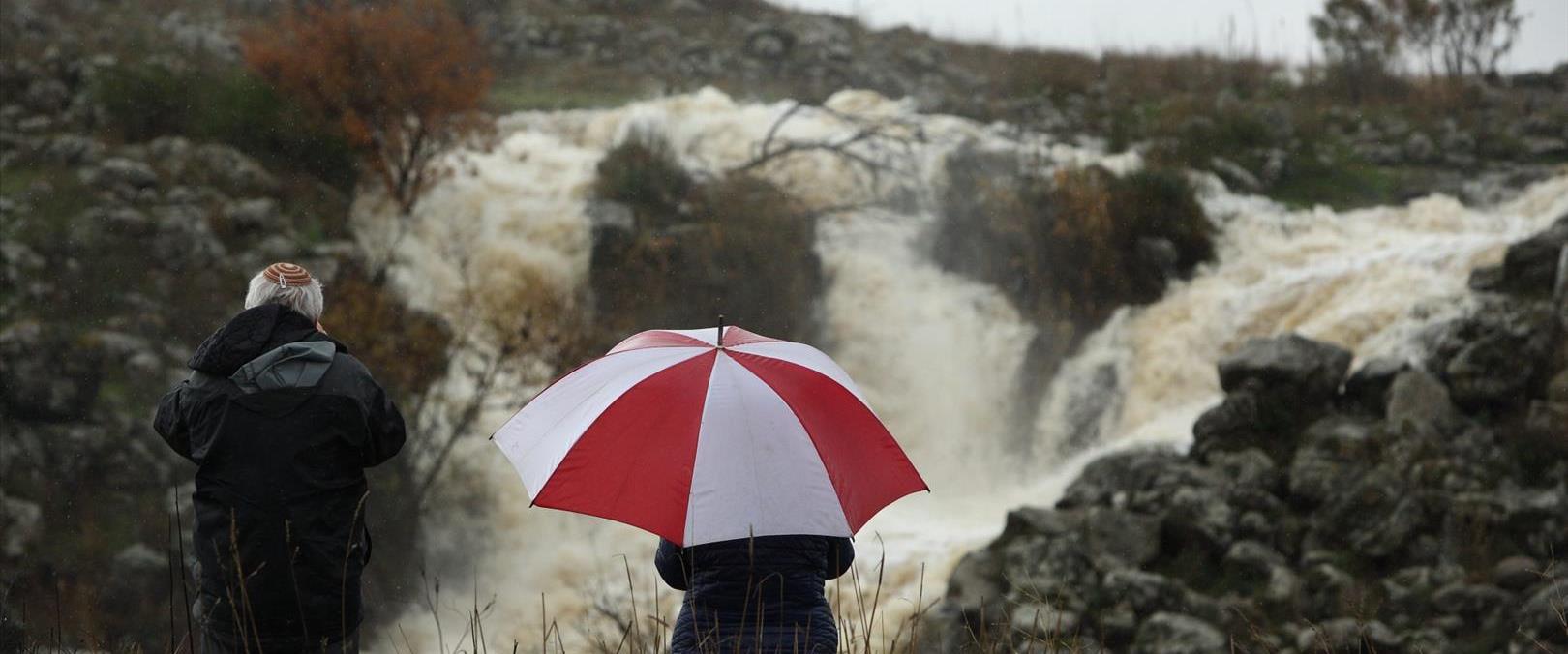 l'ouragan Carmel est attendu lundi en Israël