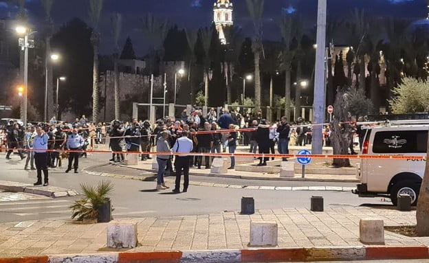 Attaque terroriste à l'arme blanche à Jérusalem -vidéo-