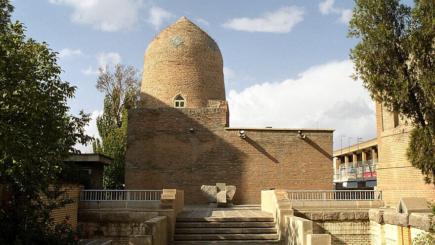 Israël : Des juifs iraniens ont acheté la tombe de la reine Esther et de Mordechai