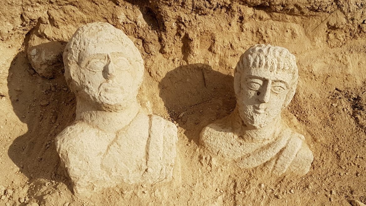 evenez partenaires de votre Histoire en donnant ou en participant aux recherches archéologiques de Qumrân