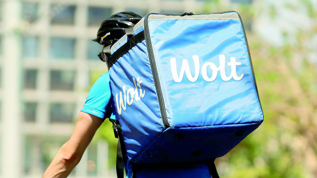 Israël : déguisée en coursiers Wolt ils volent 3,5 millions de NIS