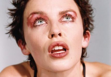 Photographe juive : Bettina Rheims, portraits de femmes